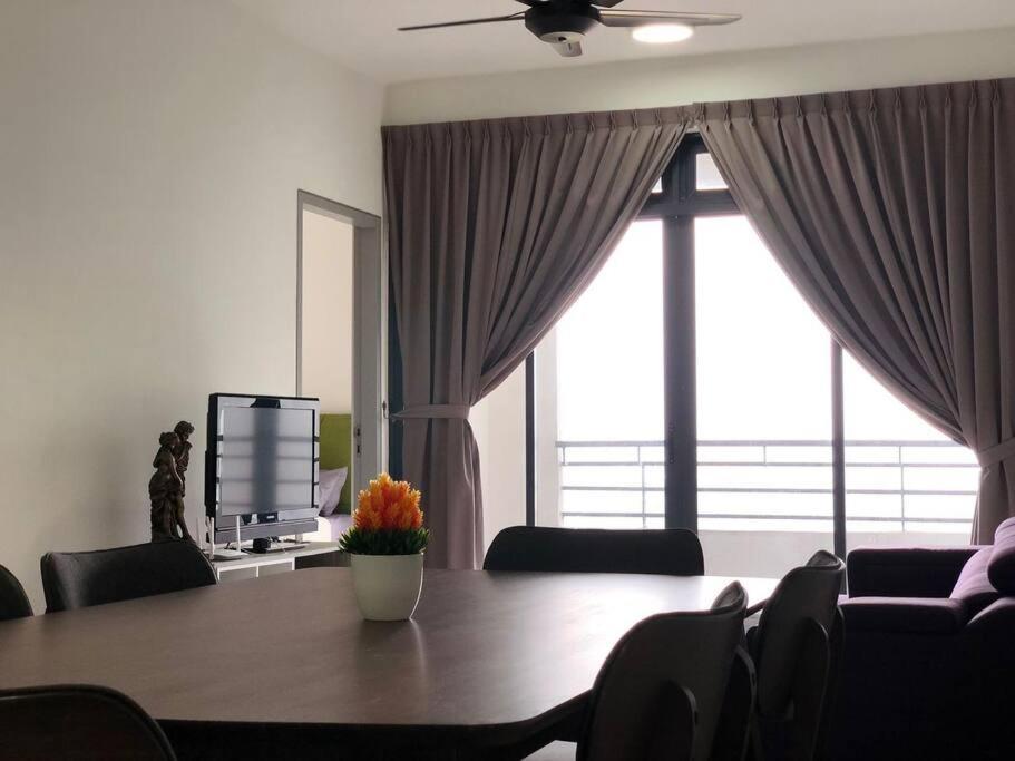 One Tebrau By Antlerzone Apartment Johor Bahru Exterior foto